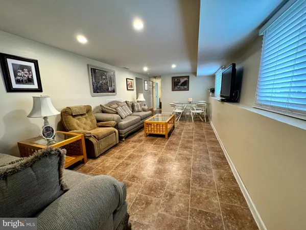 $449,999 | 654 Cypress Road, Warminster, PA 18974