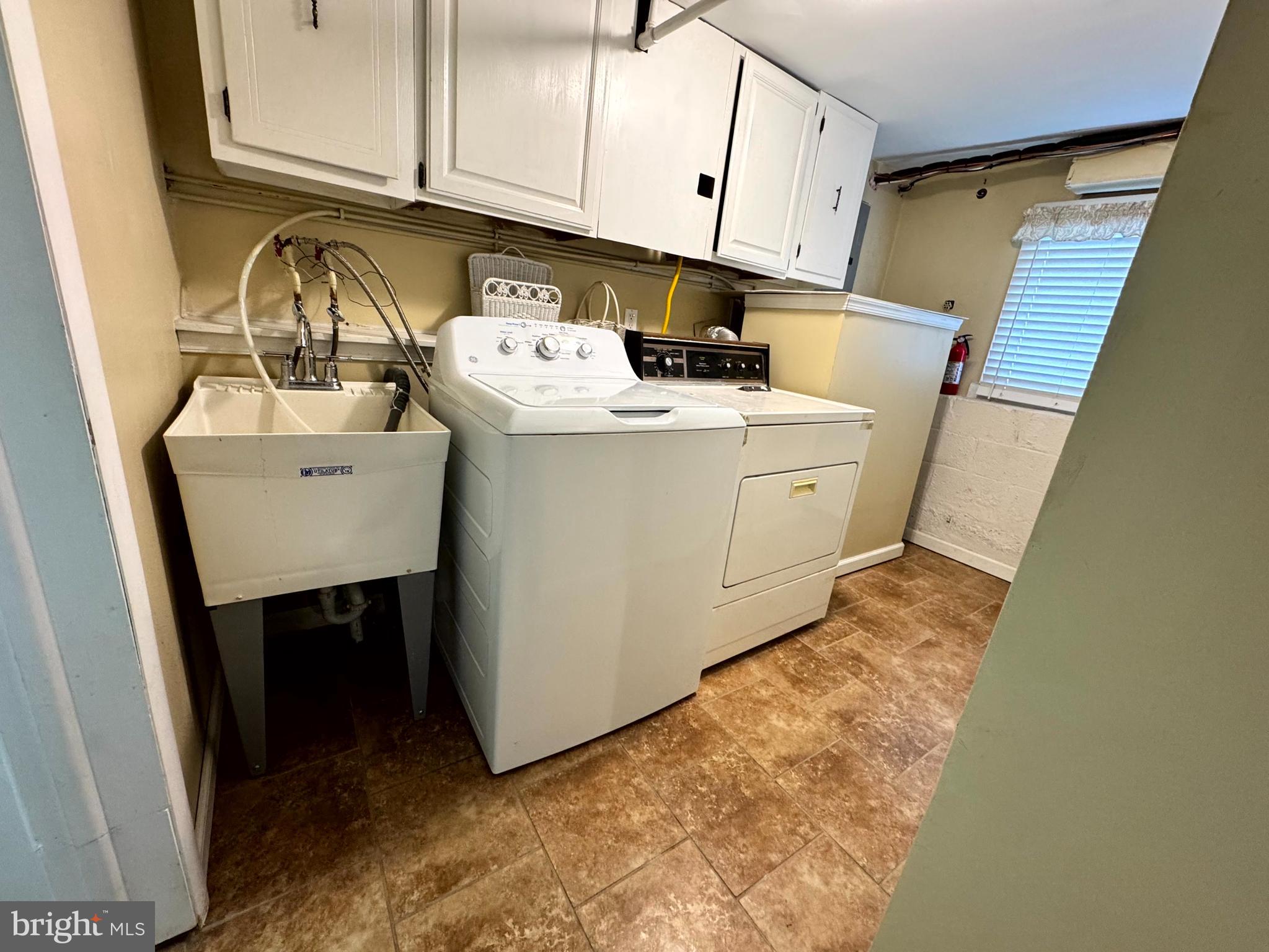 654 Cypress Road Warminster, PA 18974 - Photo 39 of 67