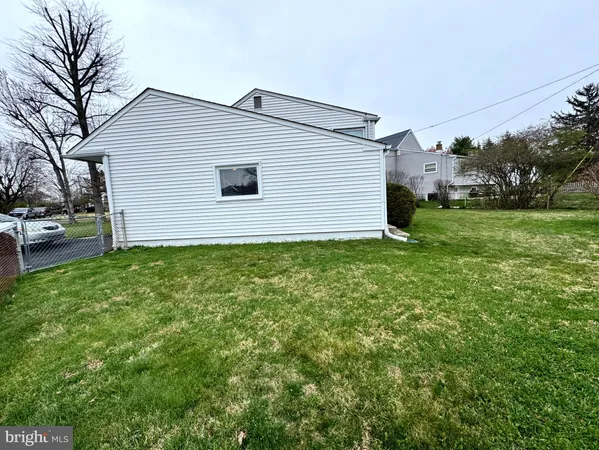$449,999 | 654 Cypress Road, Warminster, PA 18974