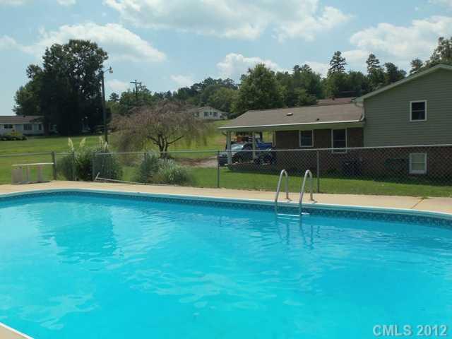 4106 Jim Beard Road Maiden, NC 28650 - Photo 3 of 8 Gallery Image 3