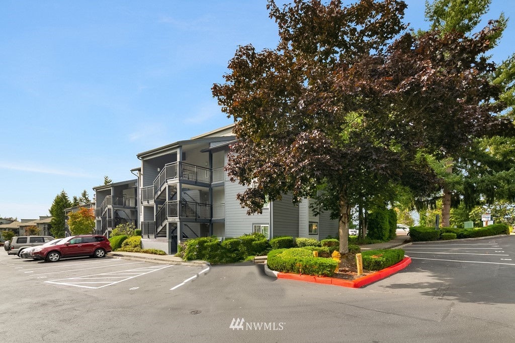 2613 Northeast 4th Street, Unit 222 Renton, WA 98056 - Photo 16 of 17 Gallery Image 16