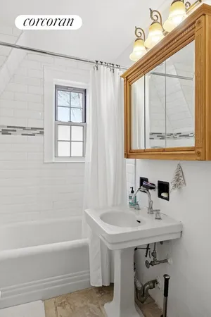 $1,250,500 | 150 Burns Street, Unit 6E5F5G3A | Forest Hills