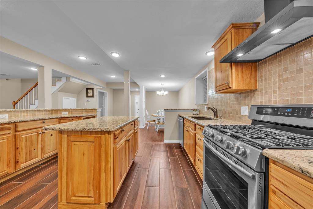 925 Jennings Lane Azle, TX 76020 - Photo 12 of 28