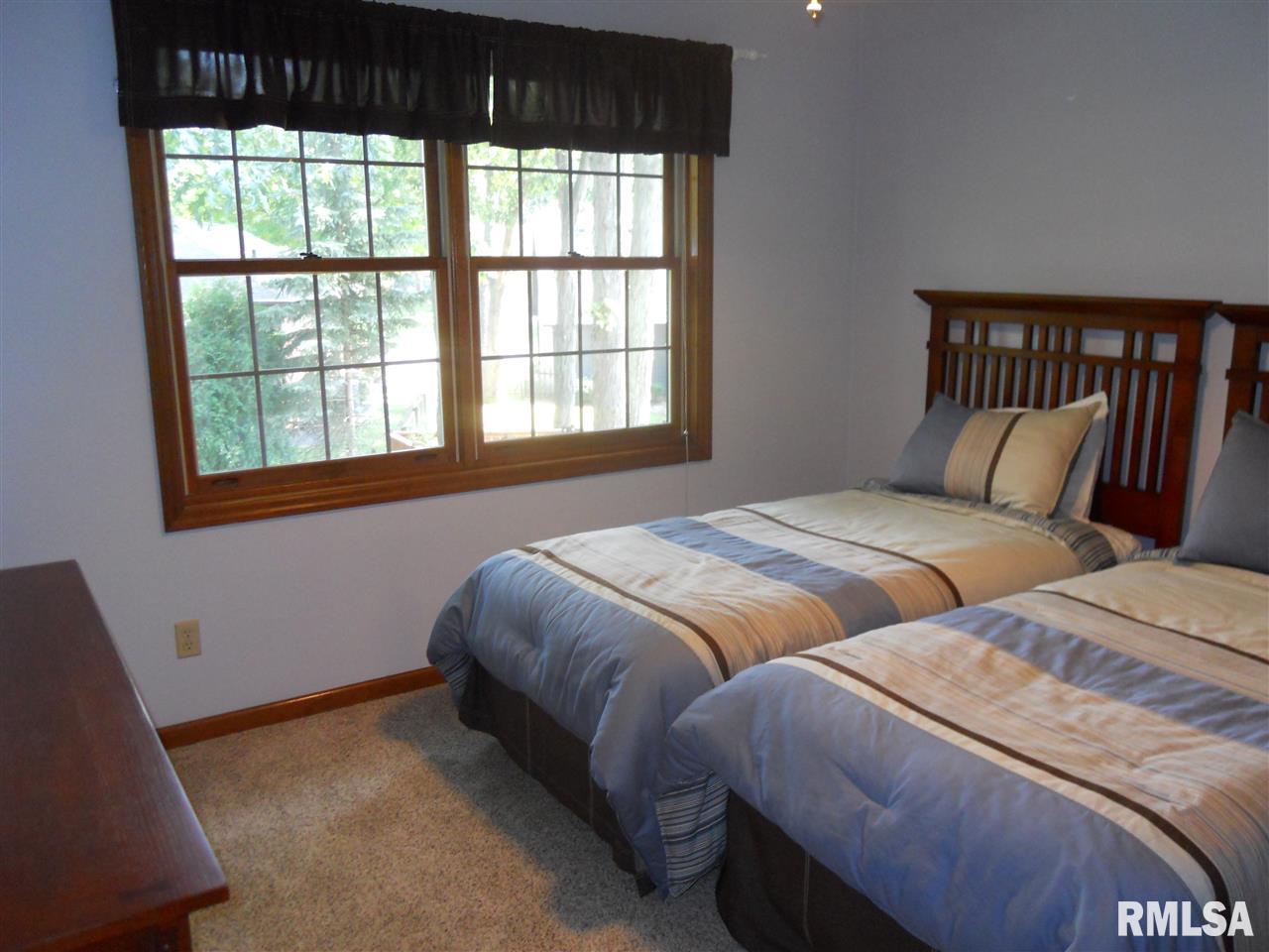 3621 West Chartwell Road Peoria, IL 61614 - Photo 18 of 29 Gallery Image 18