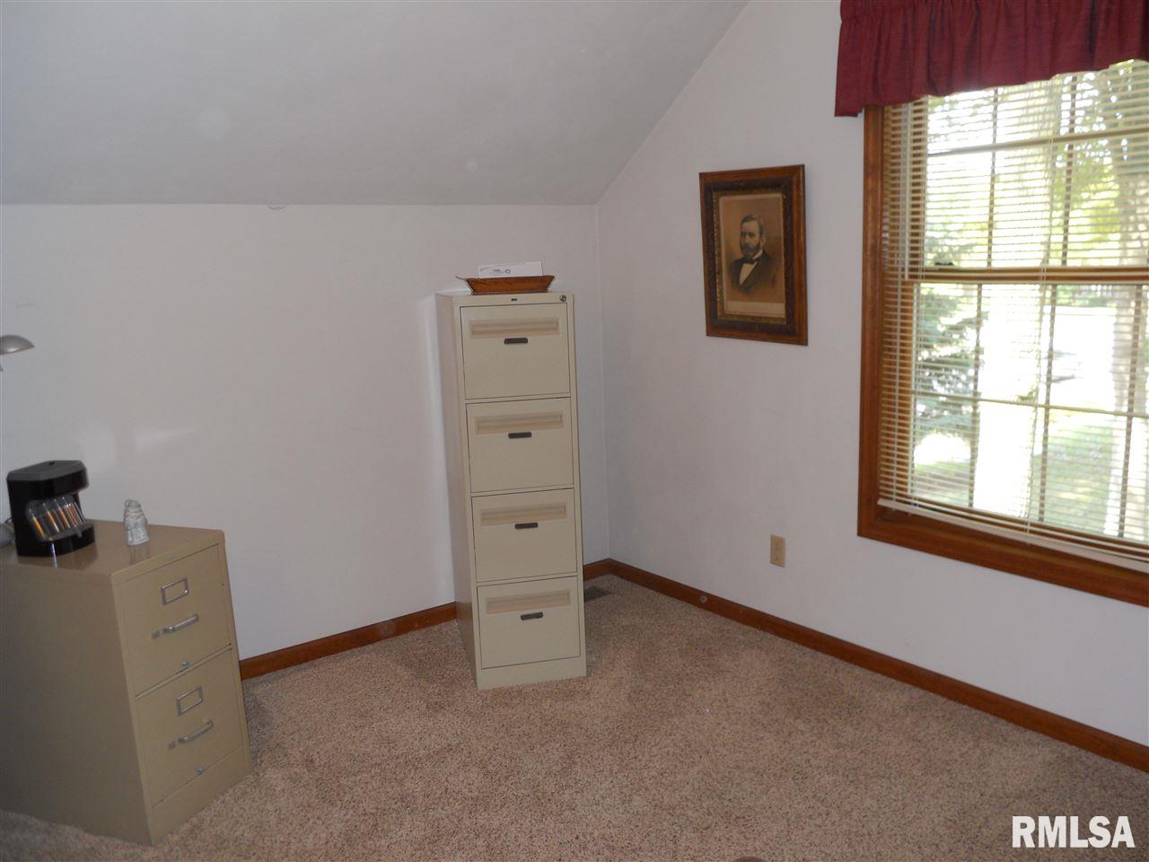 3621 West Chartwell Road Peoria, IL 61614 - Photo 23 of 29 Gallery Image 23