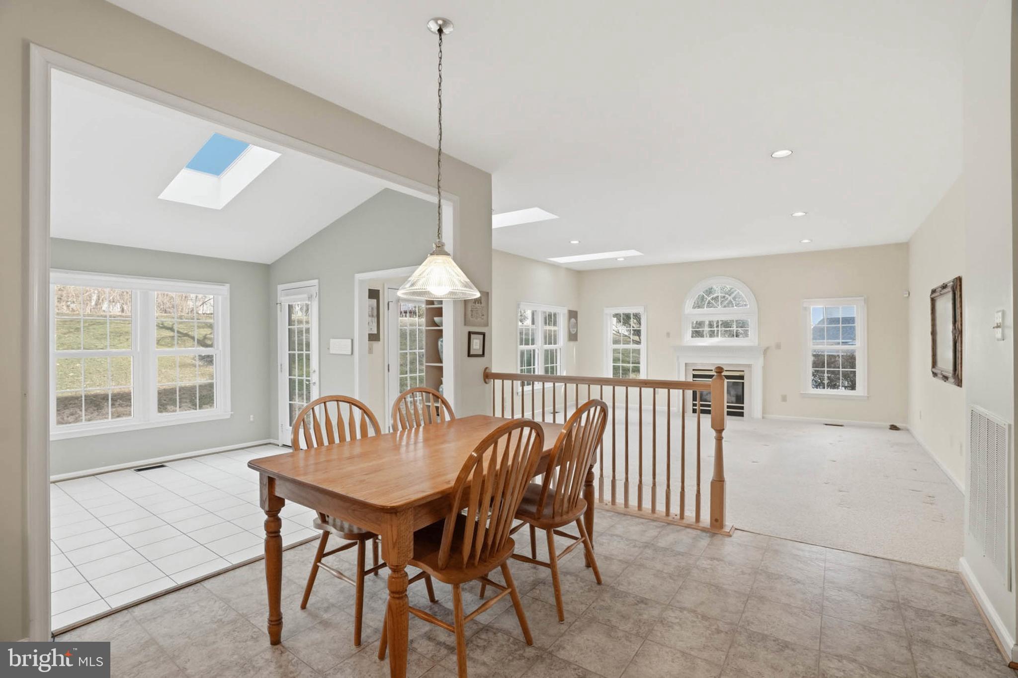 12 Jaystone Court Silver Spring, MD 20905 - Photo 13 of 43 Eat in kitchen