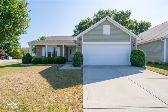 $265,000 | 1213 Greenbriar Way, Franklin, IN 46131