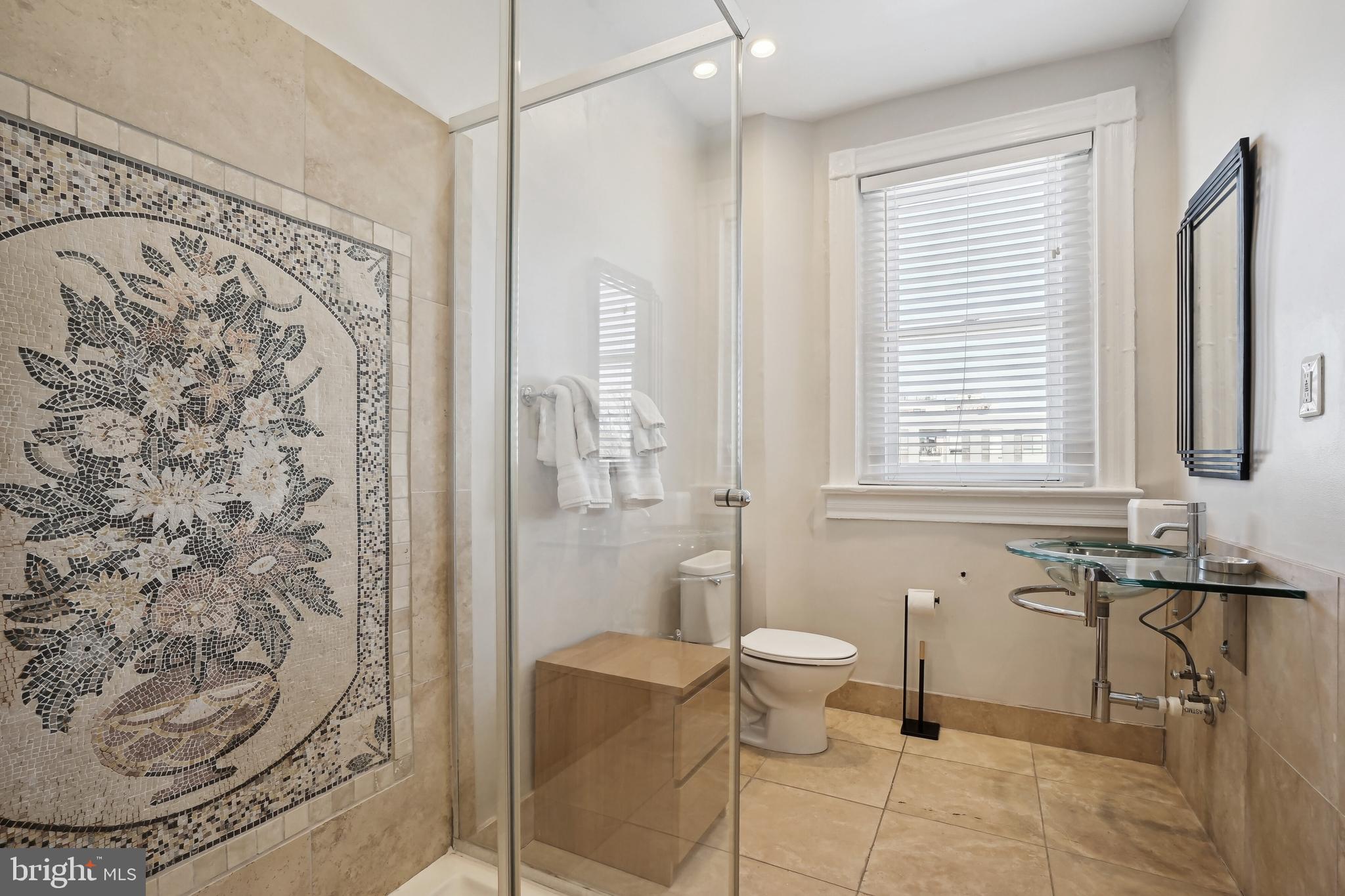 1101 P Street Northwest Washington, DC 20005 - Photo 27 of 50 Marble bath