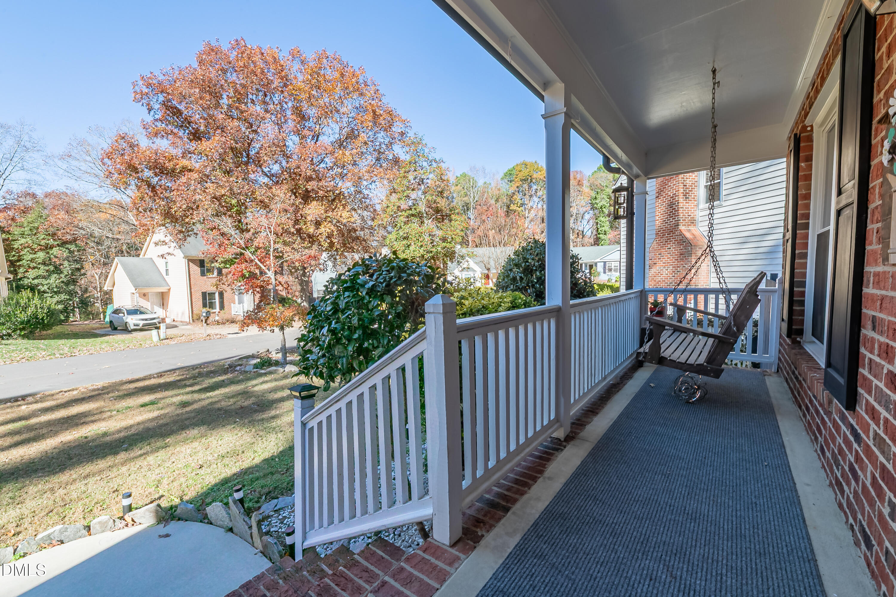 8213 Round Oak Road Raleigh, NC 27616 - Photo 5 of 60 2E6A2048-HDR