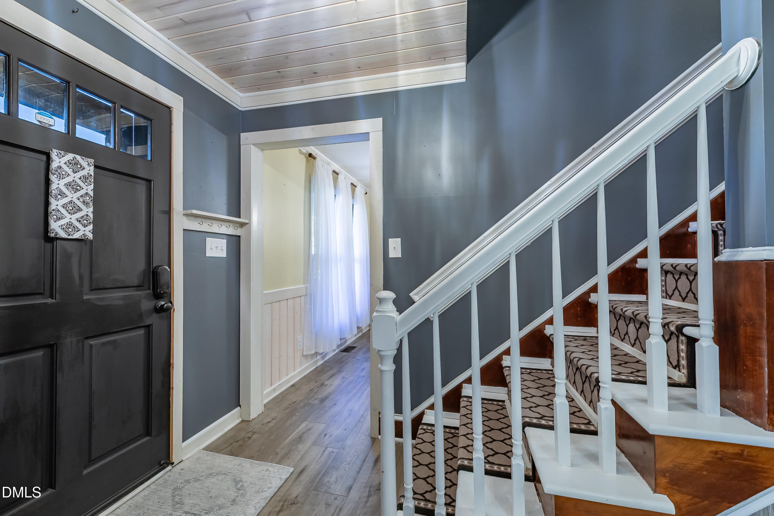 8213 Round Oak Road Raleigh, NC 27616 - Photo 6 of 60 2E6A1867-HDR