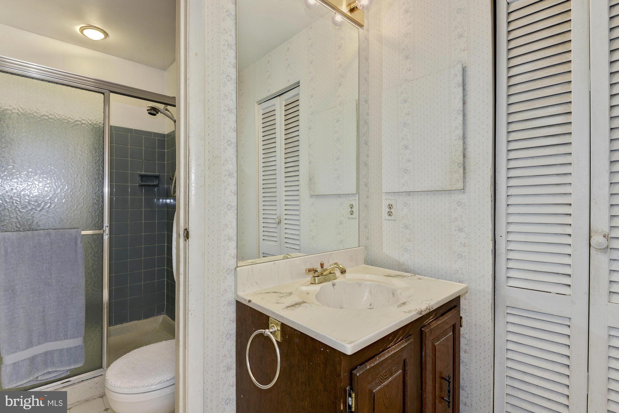 9506 Pamplona Road Columbia, MD 21045 - Photo 16 of 24 Master Bath