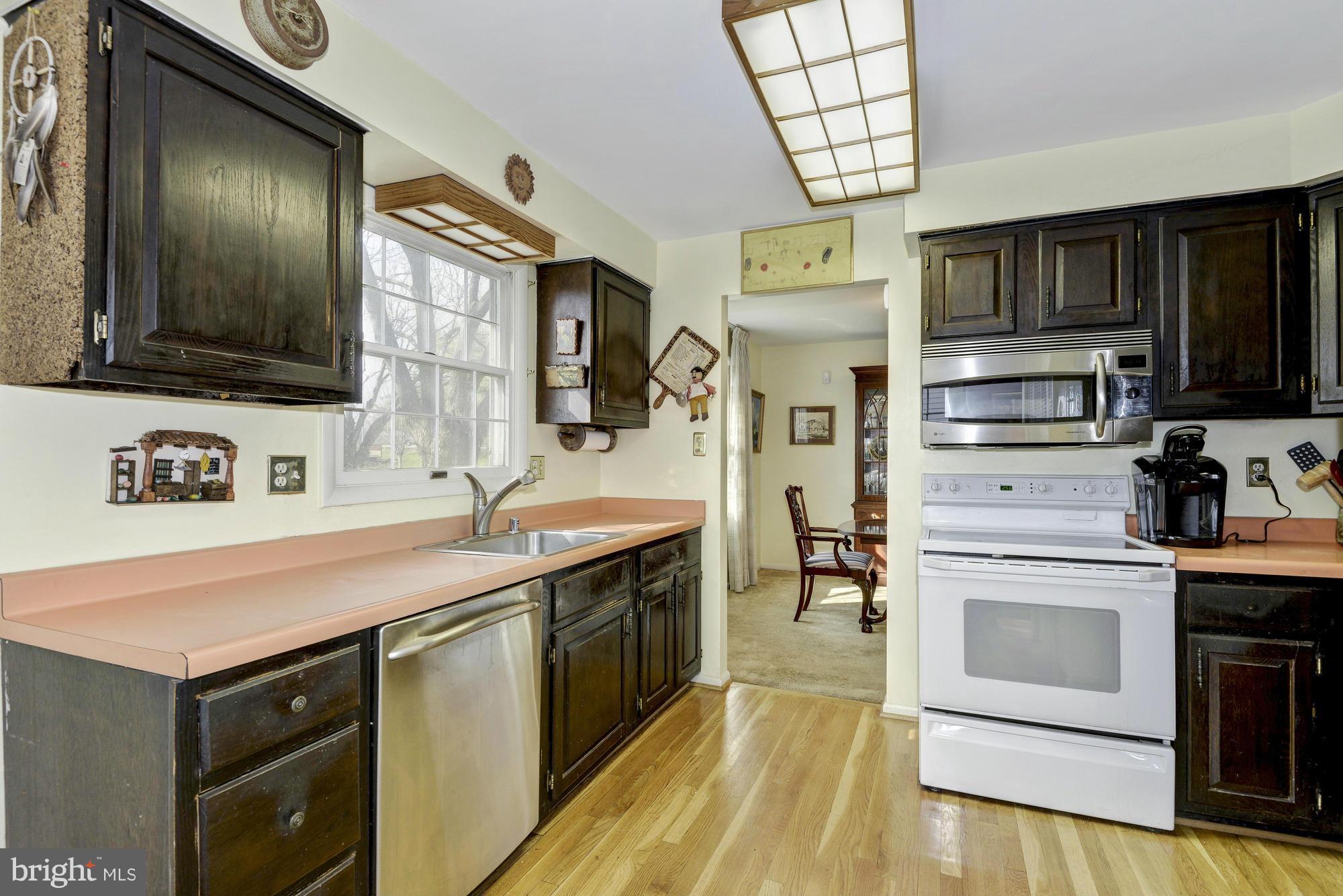 9506 Pamplona Road Columbia, MD 21045 - Photo 7 of 24 Kitchen
