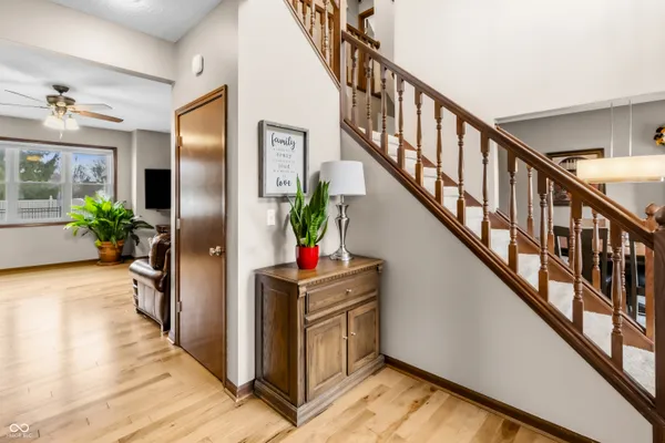 $439,000 | 2033 Cheyenne Trail, Columbus, IN 47203