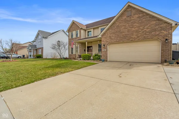 $439,000 | 2033 Cheyenne Trail, Columbus, IN 47203