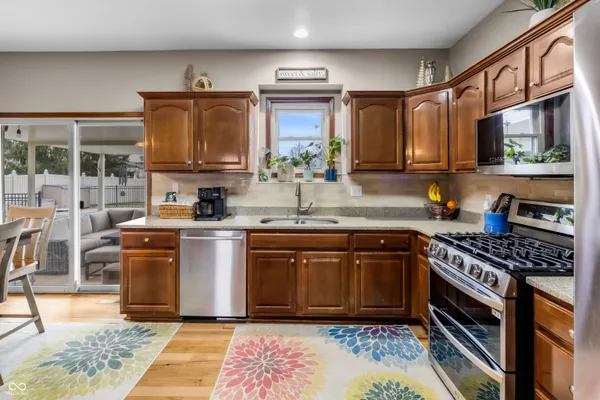 $439,000 | 2033 Cheyenne Trail, Columbus, IN 47203