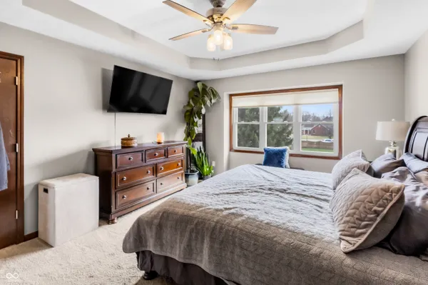 $439,000 | 2033 Cheyenne Trail, Columbus, IN 47203