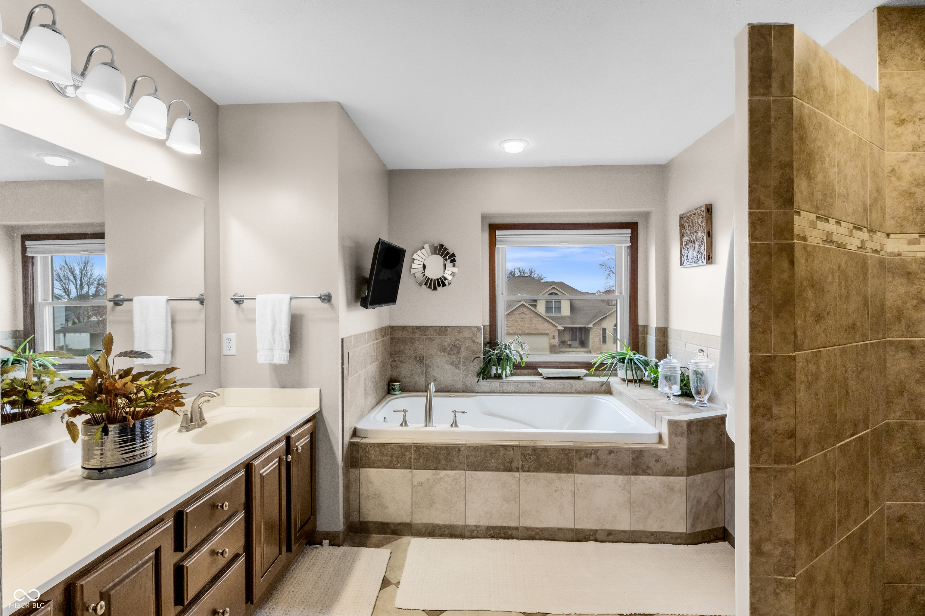 2033 Cheyenne Trail Columbus, IN 47203 - Photo 50 of 66