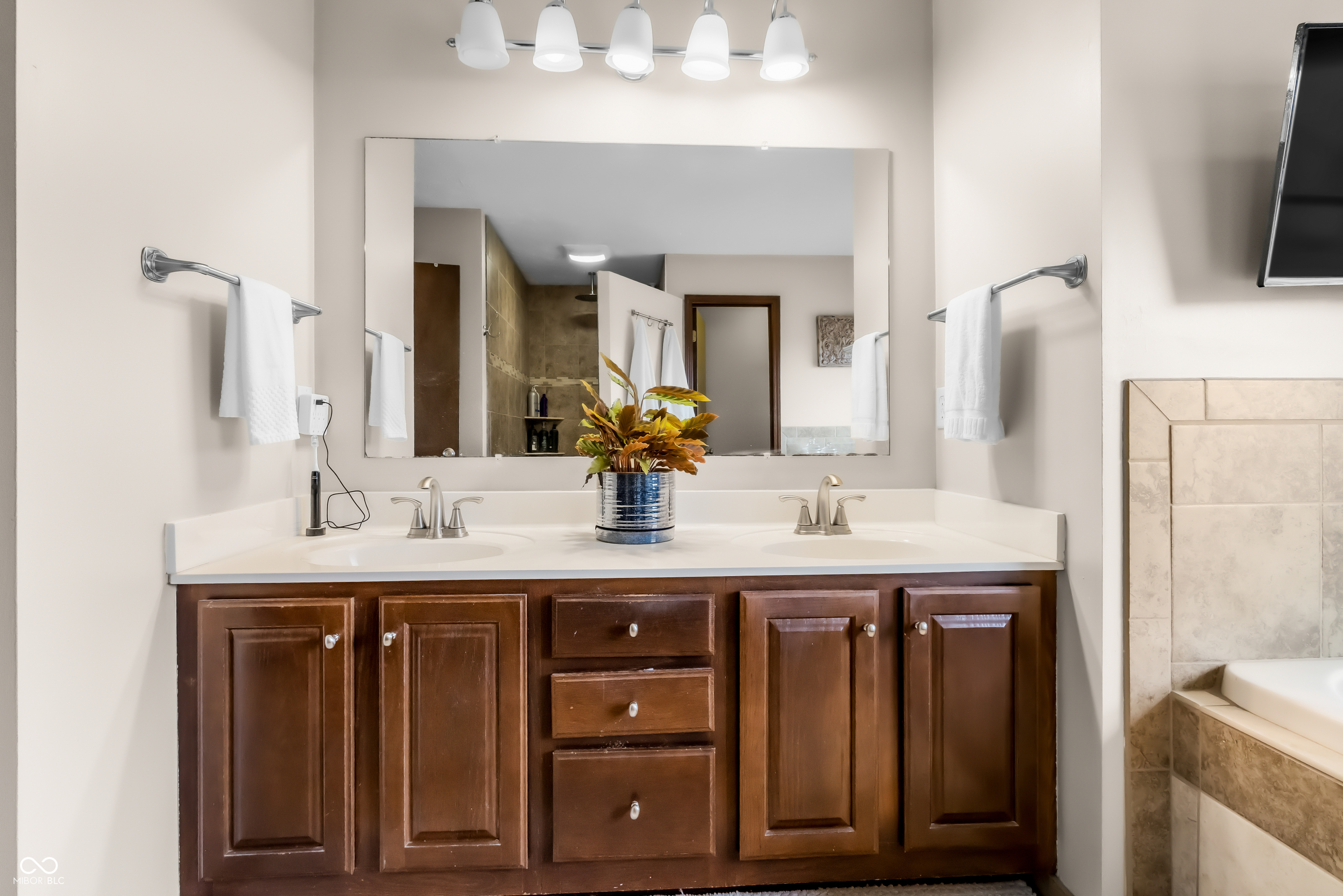 2033 Cheyenne Trail Columbus, IN 47203 - Photo 52 of 66