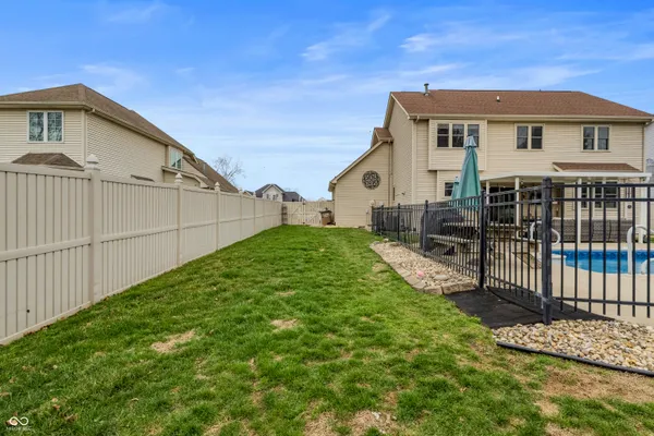 $439,000 | 2033 Cheyenne Trail, Columbus, IN 47203