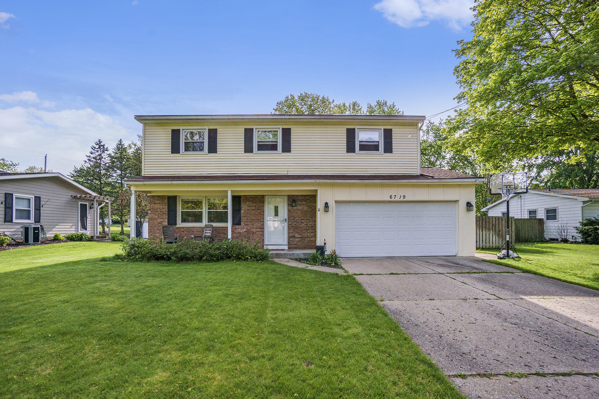 6719 Rothbury Street Portage, MI 49024 - Photo 2 of 36 003_dsc03153
