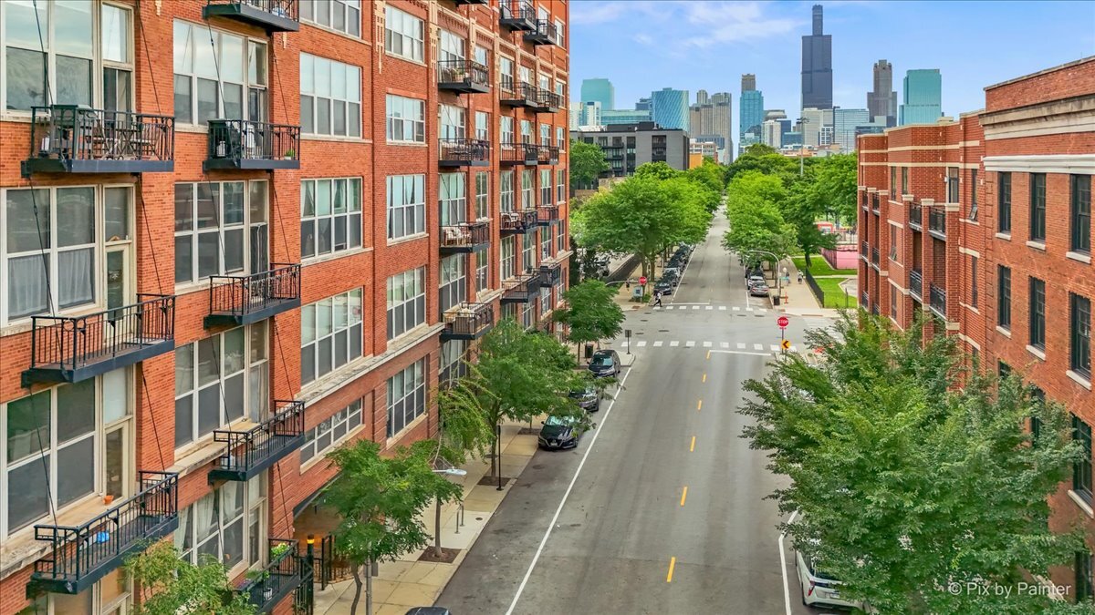 1500 West Monroe Street, Unit 422 Chicago, IL 60607 - Photo 24 of 28