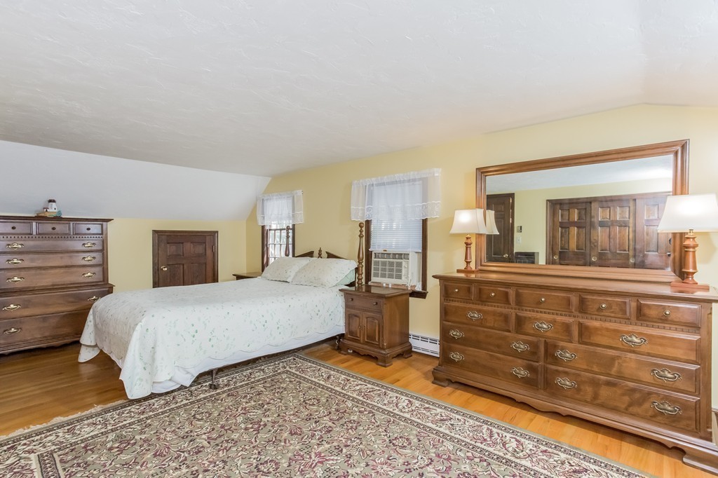 24 Deborah Road Hanover, MA 02339 - Photo 12 of 23
