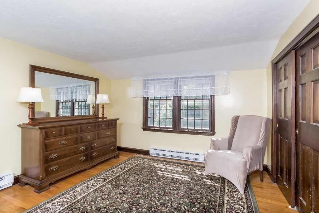 24 Deborah Road Hanover, MA 02339 - Photo 13 of 23