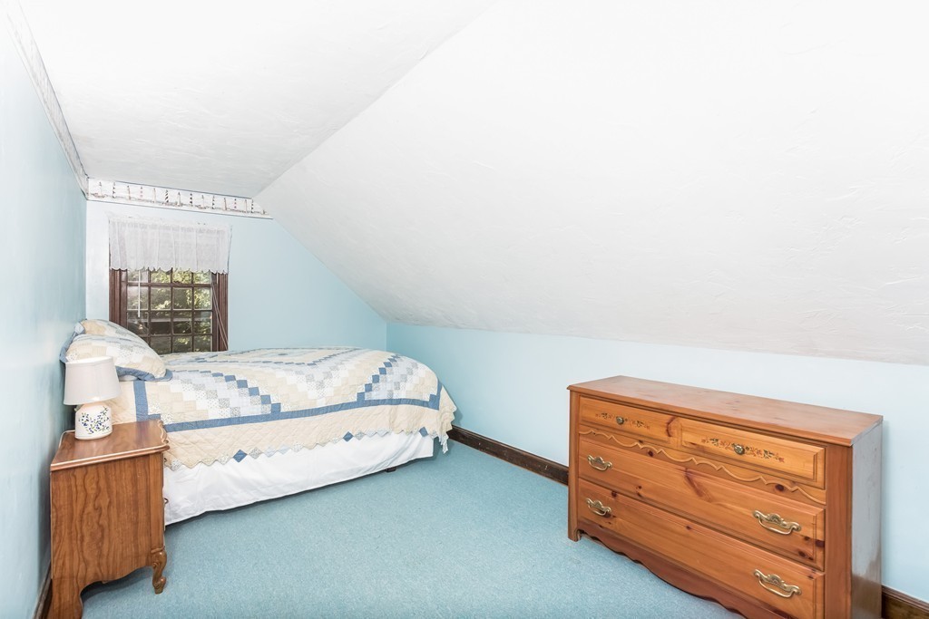 24 Deborah Road Hanover, MA 02339 - Photo 14 of 23