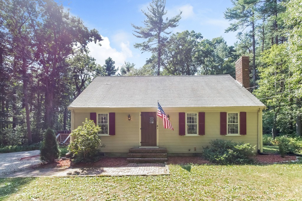 24 Deborah Road Hanover, MA 02339 - Photo 16 of 23