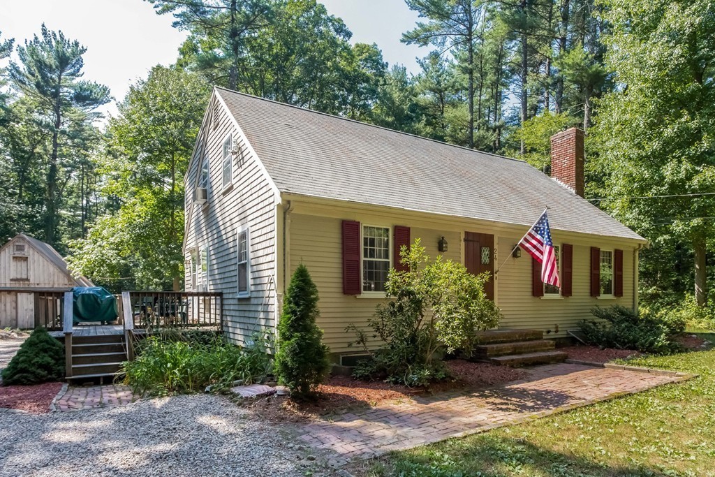 24 Deborah Road Hanover, MA 02339 - Photo 17 of 23