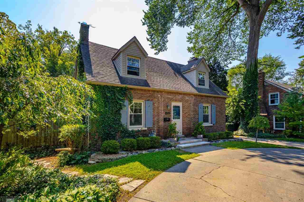 253 Moross Road Grosse Pointe, MI 48236 - Photo 1 of 43 Front
