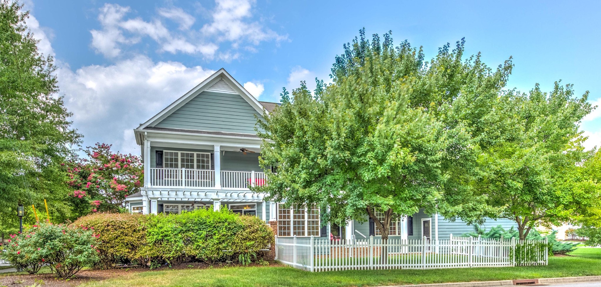 100 Graham Place Oak Ridge, TN 37830 - Photo 1 of 32