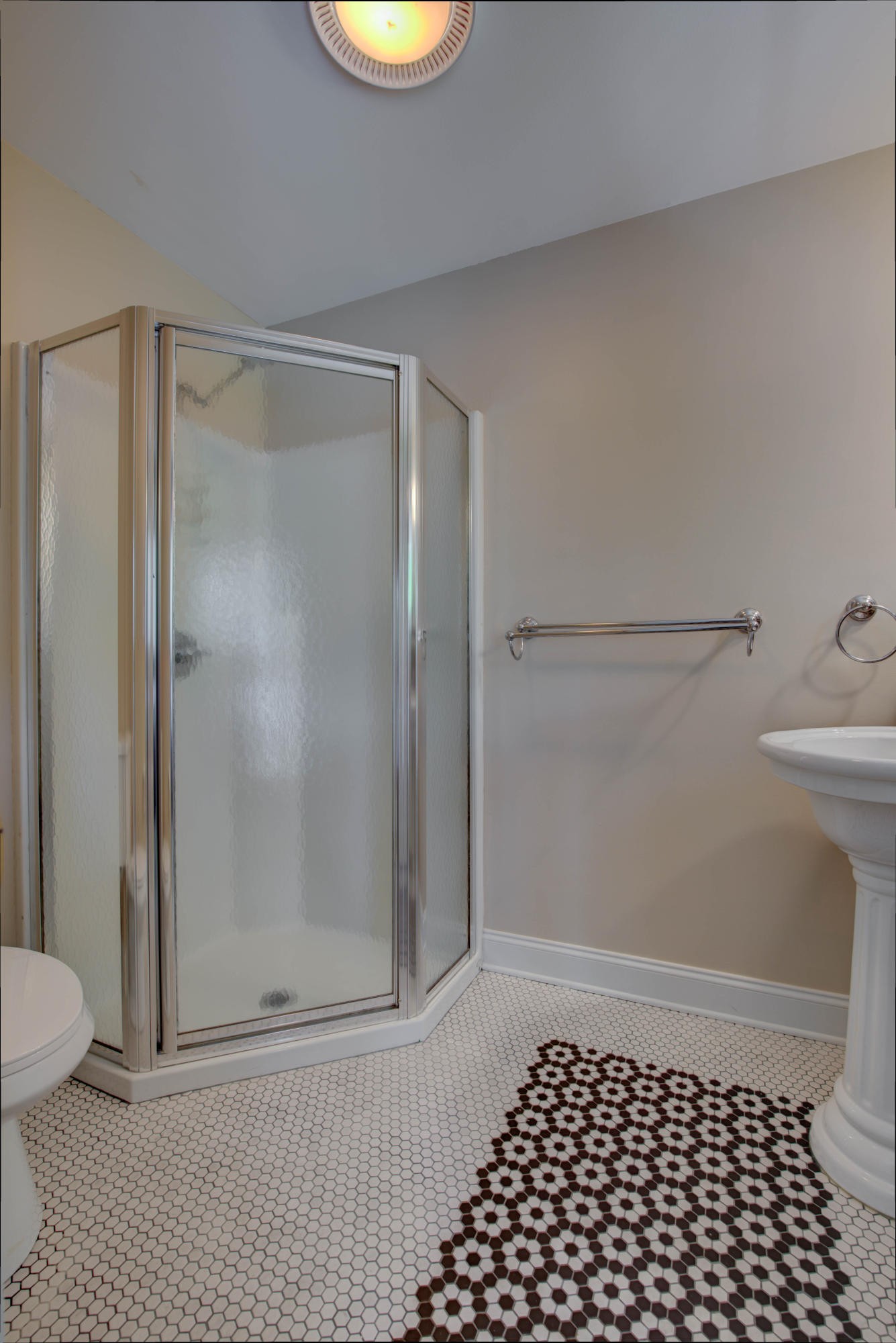 100 Graham Place Oak Ridge, TN 37830 - Photo 26 of 32
