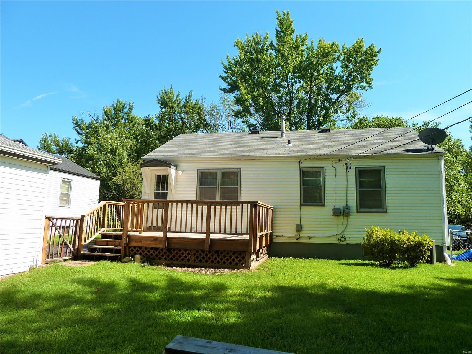 75 Derhake Road Florissant, MO 63031 - Photo 22 of 26 Gallery Image 22