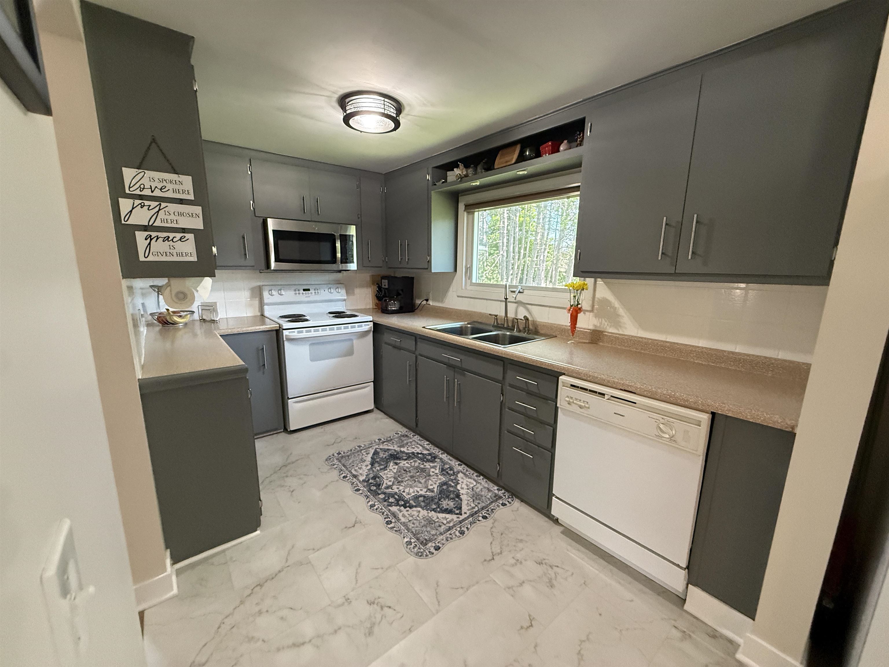 3586 East Long Lake Road Traverse City, MI 49685 - Photo 9 of 20