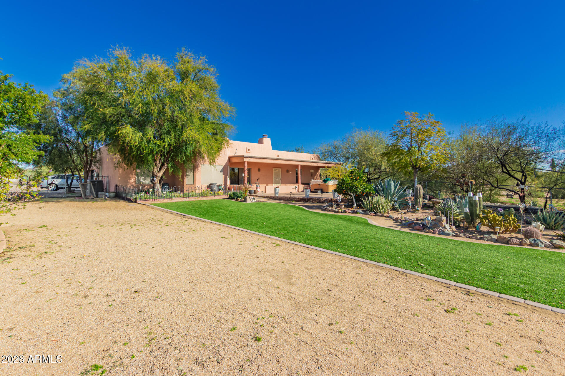 1127 East Joy Ranch Road Phoenix, AZ 85086 - Photo 42 of 45 40 - Joy Ranch