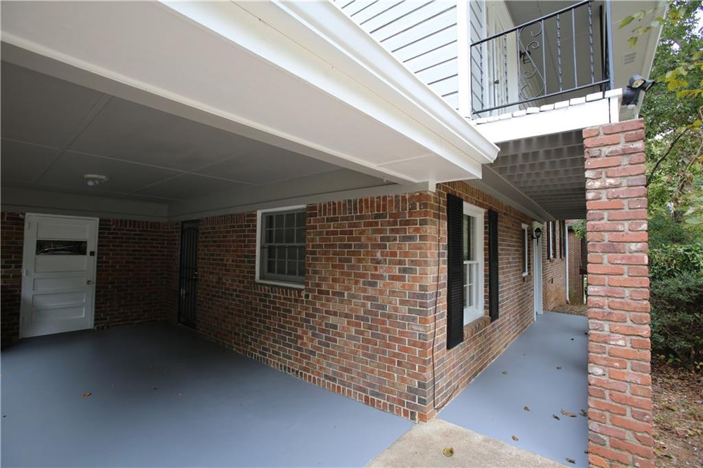 3093 Thrasher Circle Decatur, GA 30032 - Photo 9 of 42 Gallery Image 9
