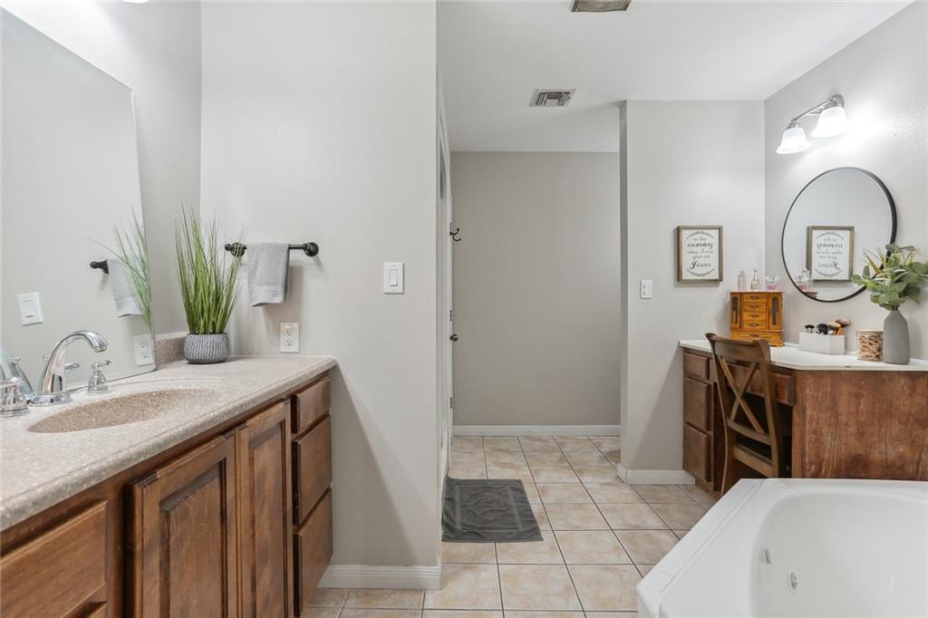 137 Oak Lane Luling, LA 70070 - Photo 9 of 17 Gallery Image 9