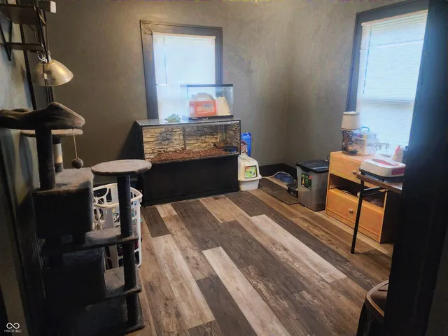 $129,000 | 1327 South 4th Street, Clinton, IN 47842