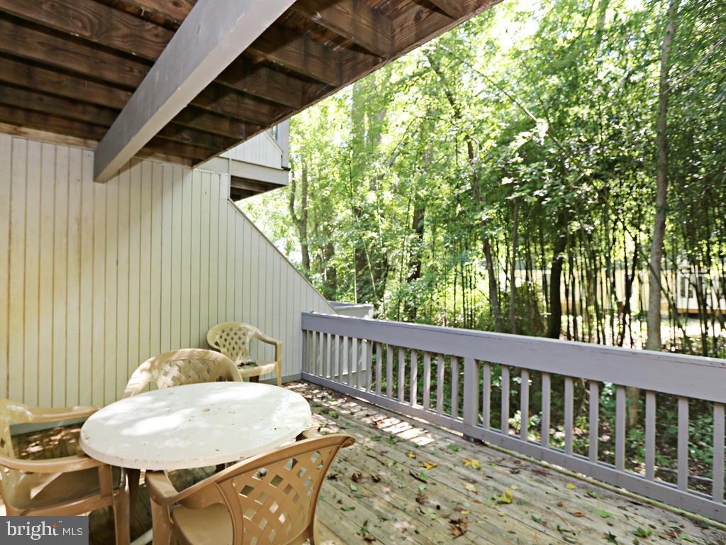39617 Round Robin Way, Unit 2504 Bethany Beach, DE 19930 - Photo 3 of 46 Lg sundeck overlooking a tropical garden setting..
