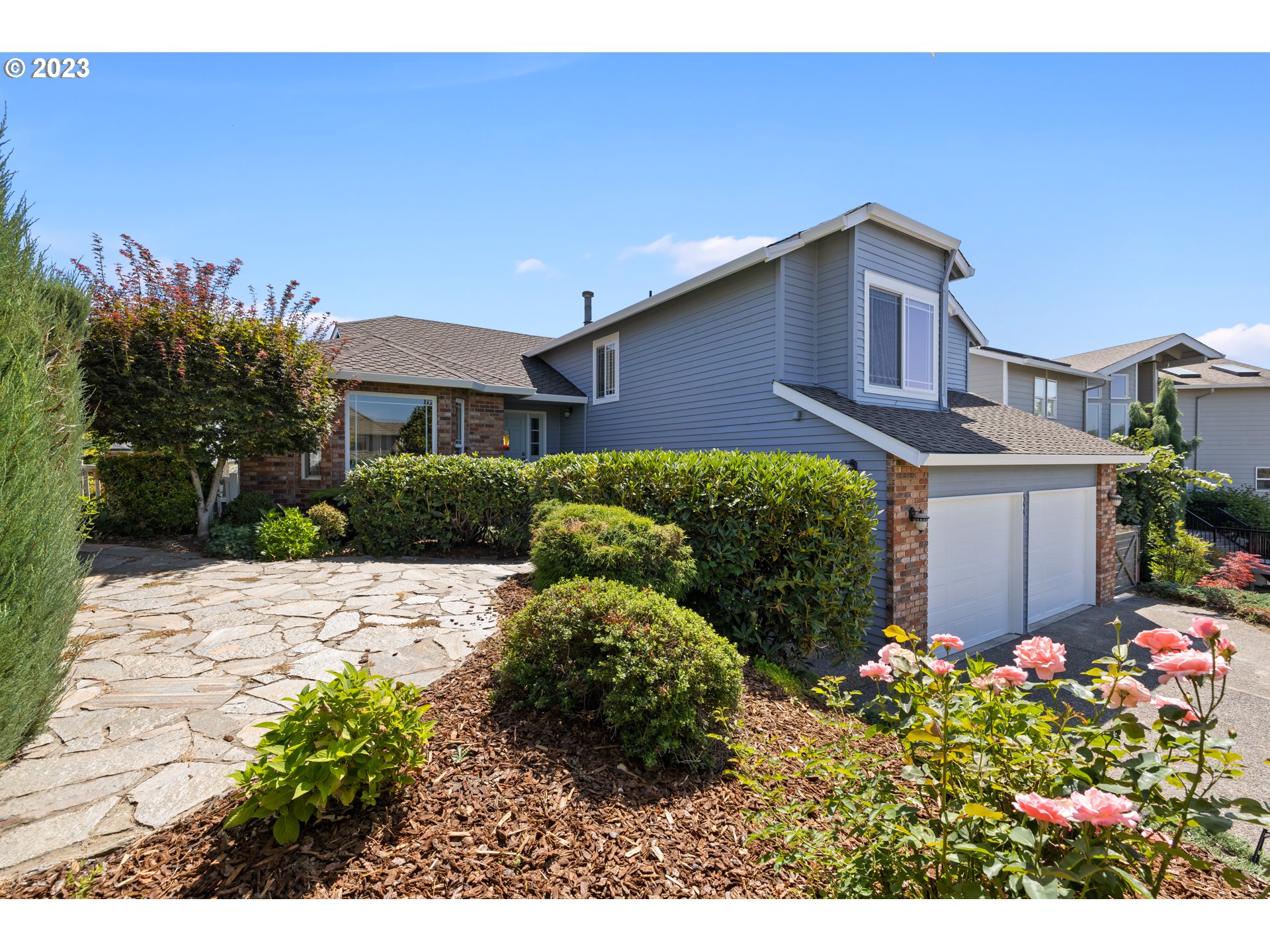 544 Northwest View Ridge Way Camas, WA 98607 - Photo 3 of 45 Entrance/Foyer