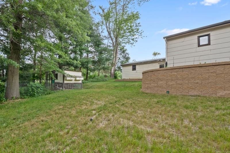 1811 Lake Manor Road Northeast Solon, IA 52333 - Photo 24 of 29 Gallery Image 24