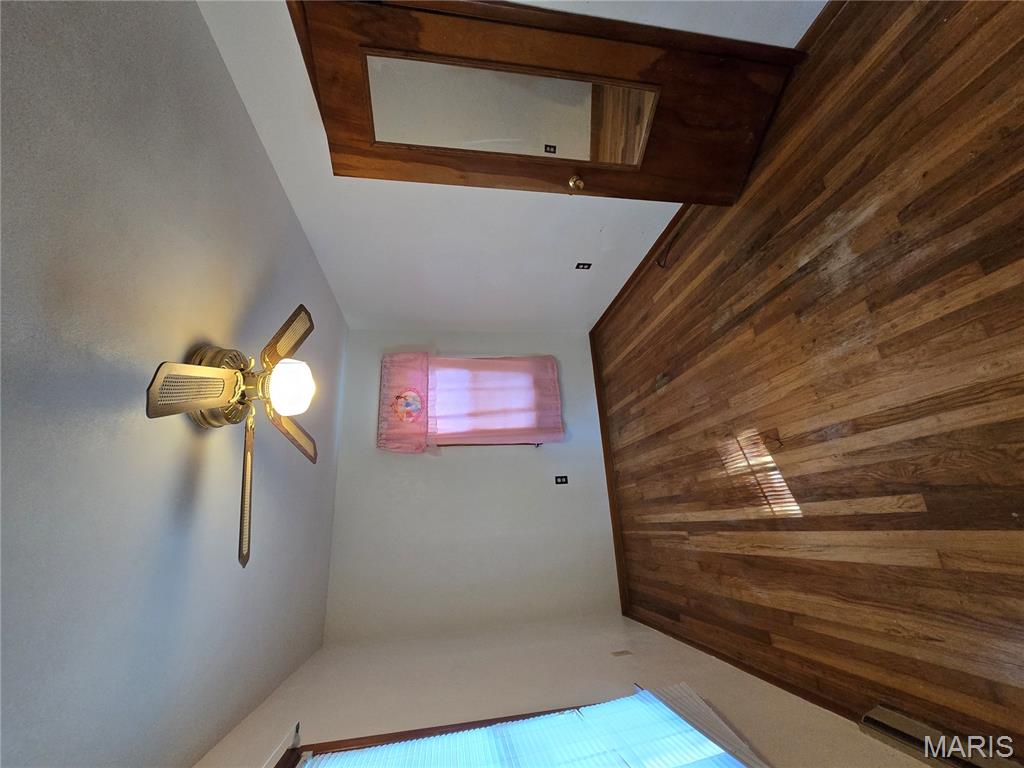 1011 Voorhees Lane Brighton, IL 62012 - Photo 15 of 24