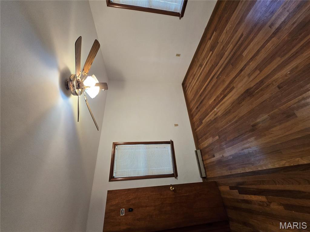 1011 Voorhees Lane Brighton, IL 62012 - Photo 16 of 24