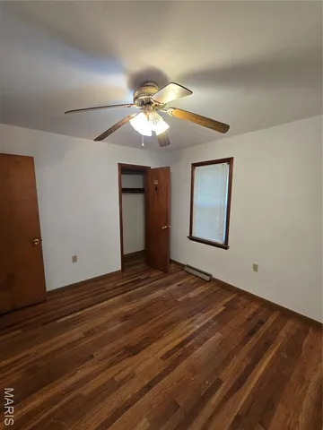 $184,900 | 1011 Voorhees Lane, Brighton, IL 62012