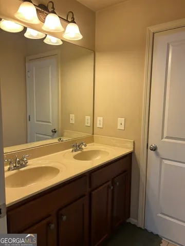 $3,400 | 1525 Thunder Gulch Pass, Suwanee, GA 30024