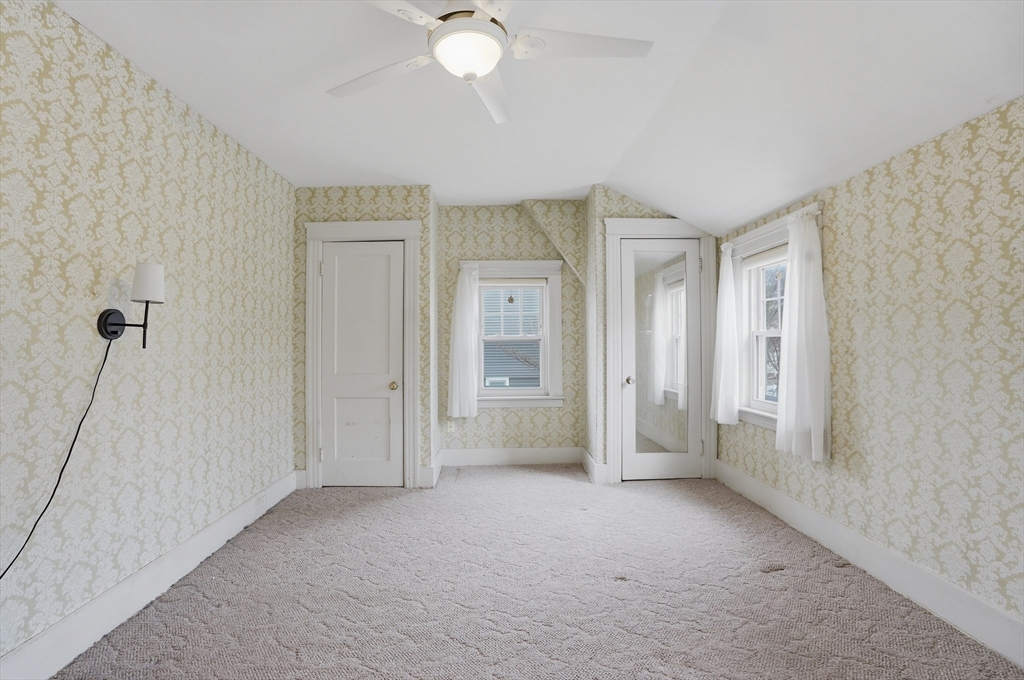 18 Davidson Road Worcester, MA 01605 - Photo 19 of 37