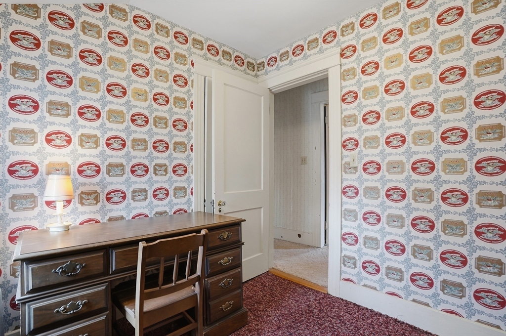 18 Davidson Road Worcester, MA 01605 - Photo 28 of 37