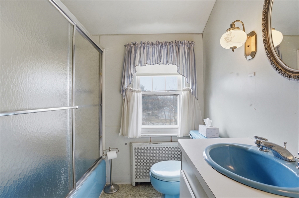 18 Davidson Road Worcester, MA 01605 - Photo 29 of 37