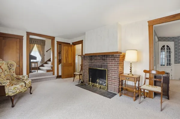 $425,000 | 18 Davidson Road, Worcester, MA 01605